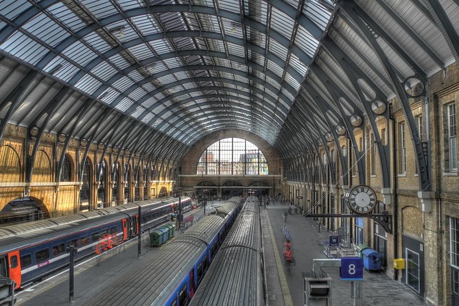 Harry Potter Film Locations Guided Walking Tour - How the best guides keep everyone engaged