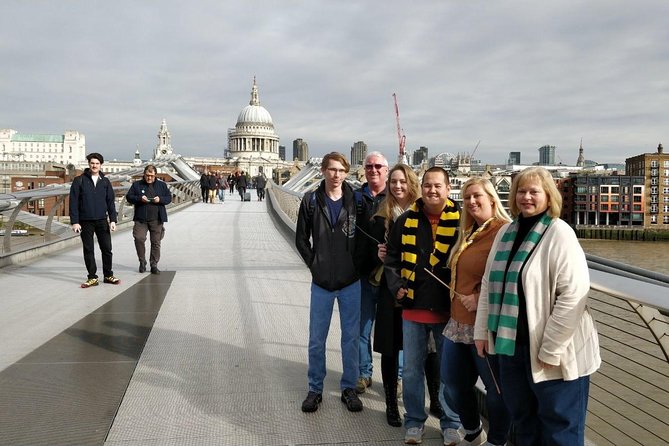 Harry Potter Filming Locations: Private Black Cab Tour in London - Leadenhall Market and the Leaky Cauldron connection