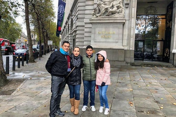Harry Potter - Private London Taxi Tour - Guide quality: passing the Knowledge of London exam