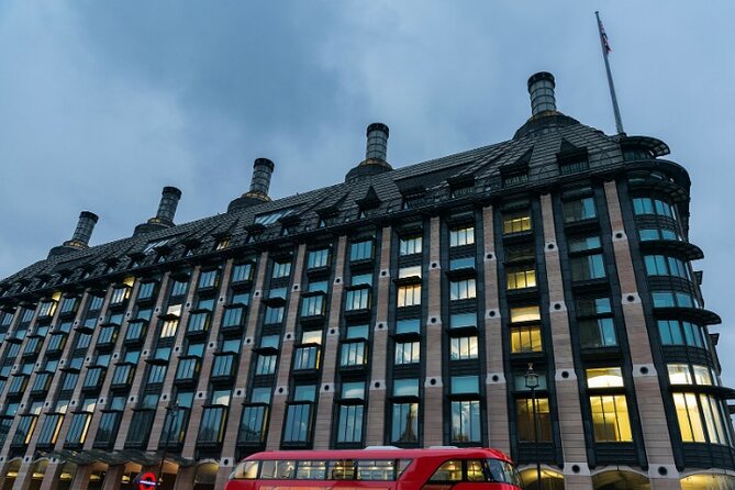 Harry Potter Self-Guided Walking Tour in London - Self-Guided Potter Magic: you control the pace from Westminster to Tower Bridge