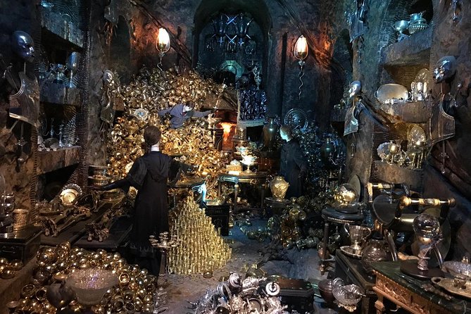 Harry Potter Studio Tickets and London Film Locations Guided Tour - Getting value from the $213 price