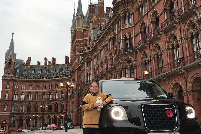 Harry Potters Magical Black Taxi Tour London - Stop 4: St Pancras International and the flying car takeoff moment