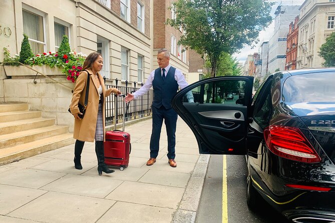 Heathrow Airport Taxi - Private Transfer to/from London - The London Drive: Comfort, Water, and Real-World Timing