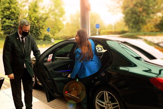 Heathrow Airport to Central London Private Transfers - Vehicle Choice for Groups and Luggage (From 2 to Van Sizes)