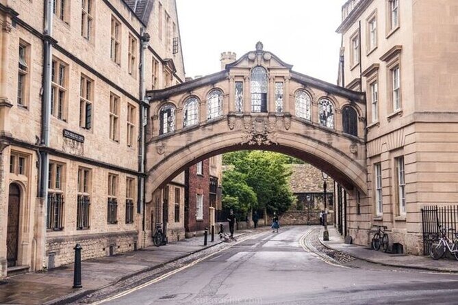 Heathrow Airport To Oxford Private Transfer - After pickup: what the first 30 minutes feel like