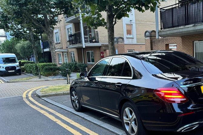 Heathrow to Central London Airport Transfers - Parking Included, So You Don’t Lose Time Looking for the Right Spot