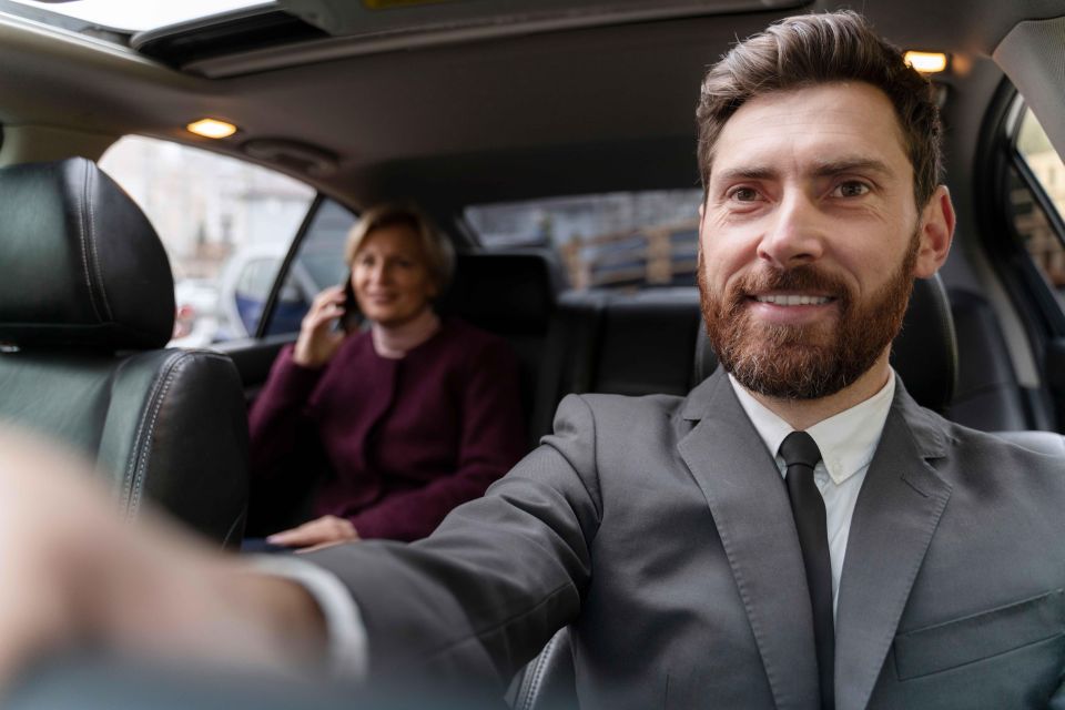 Heathrow to London taxi- Private, Comfortable Punctual. - The Short Sightseeing Window: A Fast Way to Get Oriented
