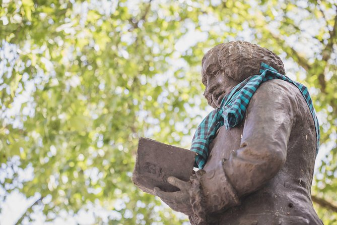 Hidden London Walking Tour - St Bride’s Church and the wedding cake inspiration