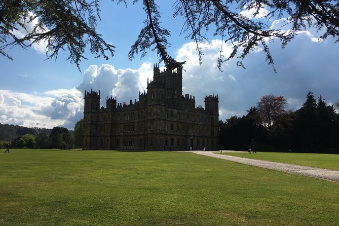 Highclere Castle Private Round Trip Transportation Service - Who should book this private Highclere transfer