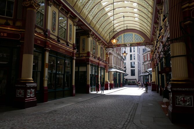 Highlights of Old London Town: Walking Tour of the Square Mile - Entering the Square Mile’s time machine