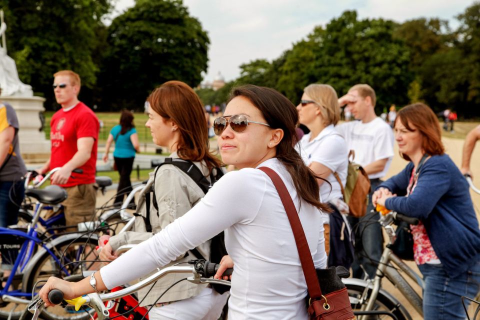 Highlights of Royal London Bike Tour (3 Hours) - Thames Stories: Kings, Queens, Parliament, and the Bad Guys