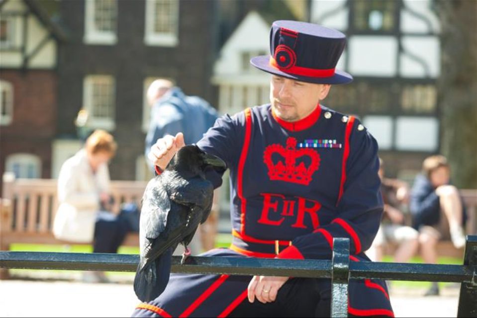 Hop on Hop off London Bus Tour & Tower of London - Tower of London and the Crown Jewels: what you’re paying for