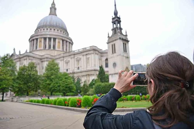 Iconic London Landmark Photography City Tour - Price and value: what you’re paying for on this London photo walk