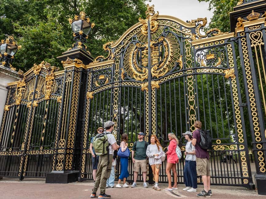 Inside Buckingham Palace & See The Westminster Sights Tour - Logistics that matter: what to bring and what to expect