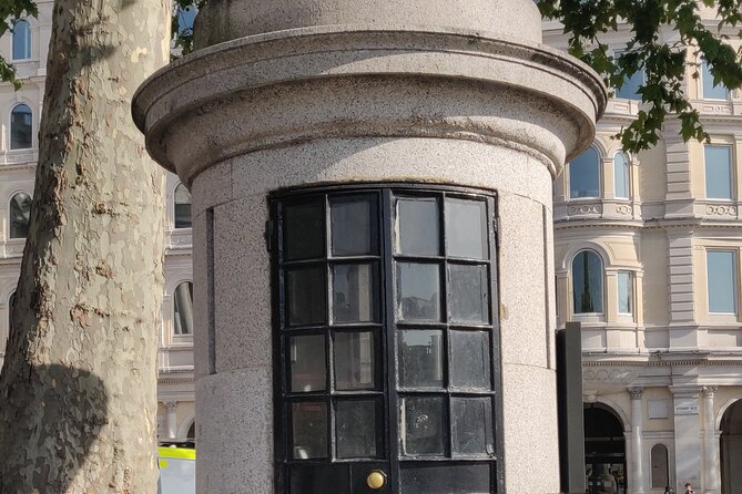 Interactive Treasure Hunt Experience - Central London's Secrets - Difficulty and timing: 2.5 to 3.5 hours, but plan for real life