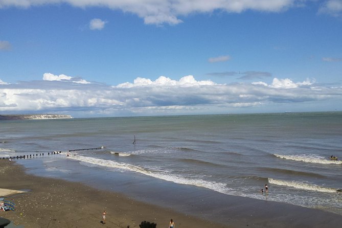 Isle of Wight Guided Day Tour from London - Sandown Pier: Beach Time Without the Pressure