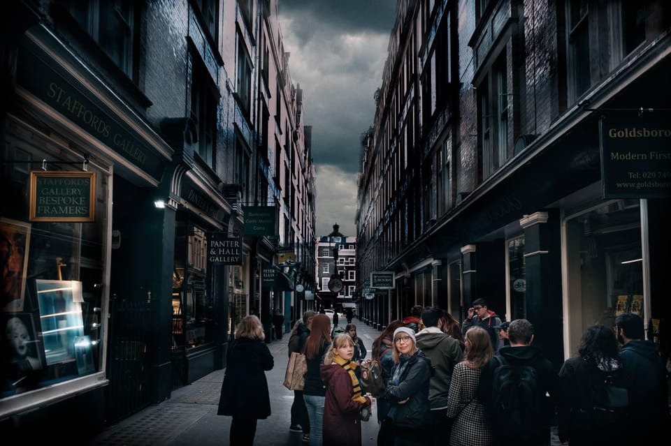Italian Language : Original Harry Potter Walking Tour - From Southwark View Point to wizard mode in 2.5 hours