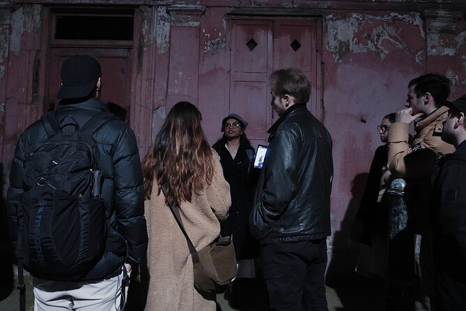Jack the Ripper: Night Murder Mystery Walking Tour in London - Where you meet and how the route ends at Mitre Square