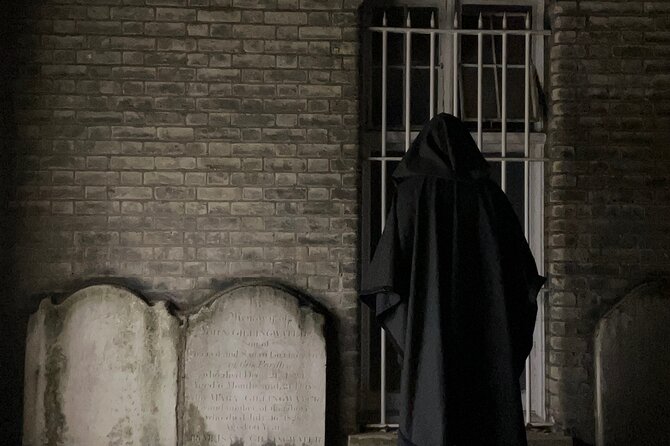 Jack the Ripper Tour and Underground Prison - Key highlights worth knowing