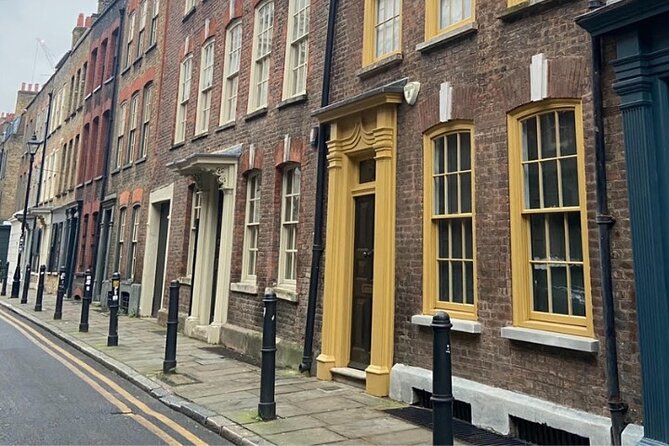 Jack The Ripper Walking Tour of London - Stop 1: Whitechapel, the 1888 hunting ground that explains everything else