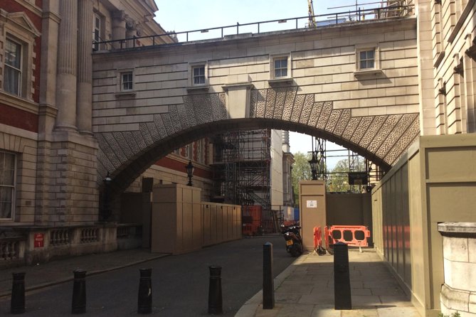James Bond Private Tour - Stop-by-stop: 11 Bond filming locations plus real-spy context
