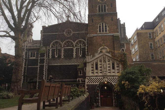 John Wesley Methodist Private Walking Tour Of London - Stop-by-stop: Wesley’s Chapel and Leysian Mission (where the story begins)
