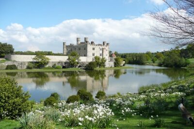 Kent, the Garden of England Independent Full Day Private Tour - Chauffeur Pickup From London: How the Day Starts