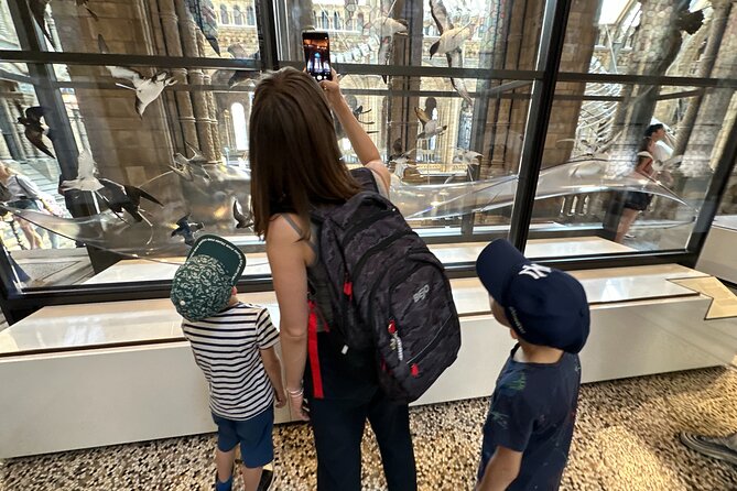 Kid-Friendly Natural History Museum & Dinosaurs Private Guided Tour in London - More than dinosaurs: sequoia trees, geology, and the life science side