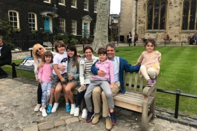 Kid-Friendly Private Tower of London Tour with Blue Badge Guide - Meeting at Tower of London Welcome Centre and pacing for families