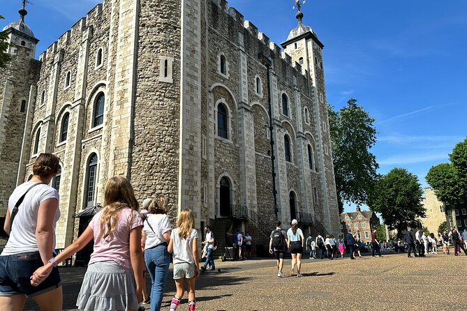 Kid-Friendly Tour: Tower of London and Tower Bridge Entry - Royal Menagerie: the part that surprises many kids