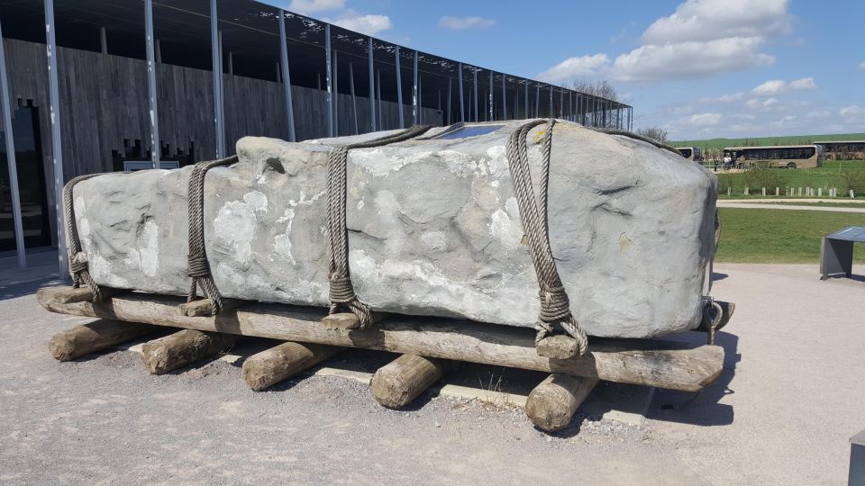 King Arthur Tour: Stonehenge, Glastonbury and Avebury - Private pickup and the black cab rhythm