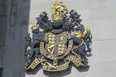 Law in London Private Tour - Starting at the Royal Courts of Justice: where the old rules meet the present