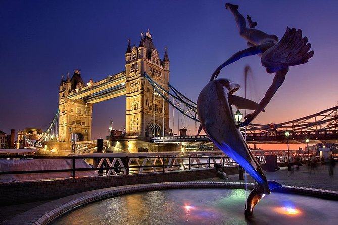Layover Tour of London from LHR Executive Luxurious Vehicle Private Tour 6 hour - Buckingham Palace: a fast hit with huge scale