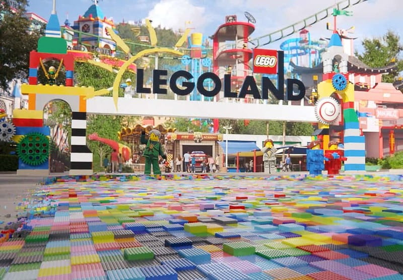 LEGOLAND Windsor Resort: Entrance Ticket - The LEGO Windsor plan: start with the story rides, then branch out
