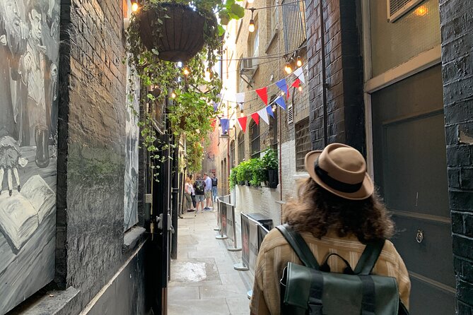 Lights, Camera, London: The Movie Locations Walking Tour - The Blackfriar pub and St Paul’s Cathedral: war stories, gothic corridors, and cinematic staircases