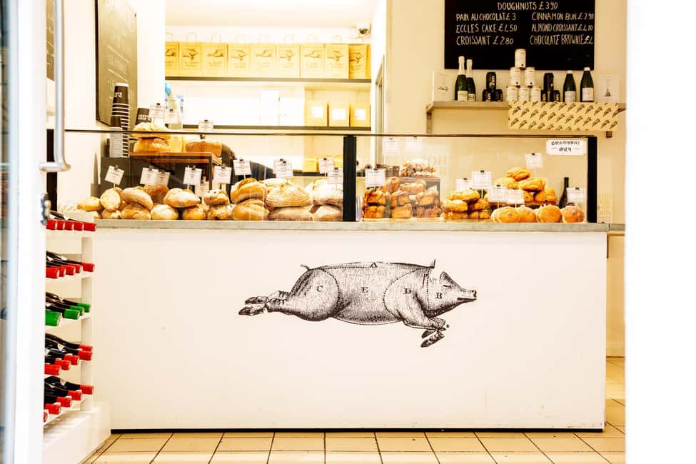 Local Foodie Adventure in London: 10+dishes, drinks and more - FAQ