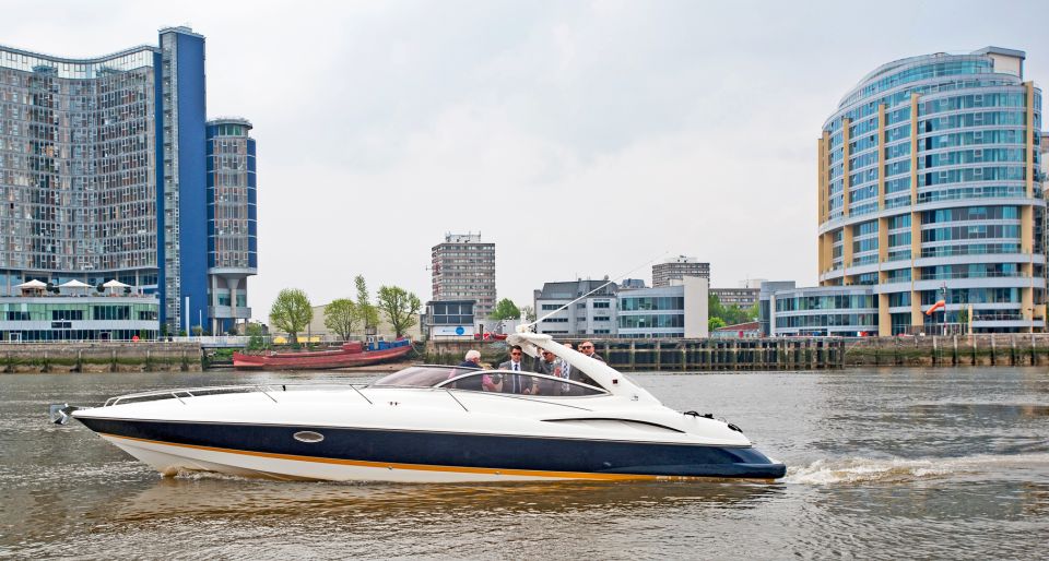 London: 2 hour private luxury yacht hire on the River Thames - Should you book this private luxury yacht hire in London?