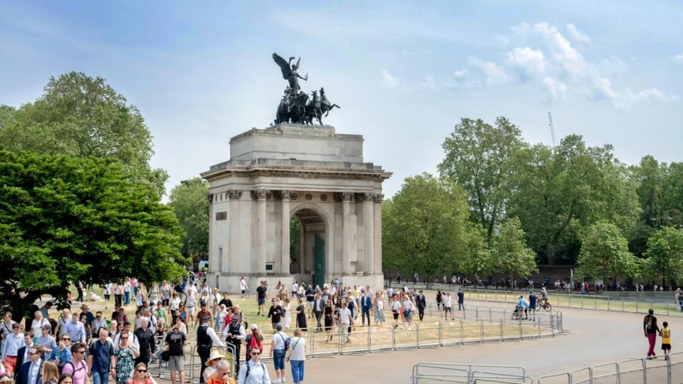 London: 24-Hour Hop-On Hop-Off Bus Pass - Price and Value: What You’re Really Paying For (and What Can Go Wrong)