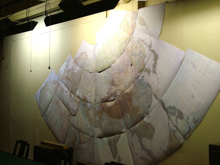 London: 30 Top Sights and Churchill War Rooms Tour - Whitehall and Parliament Square: where politics becomes street-level