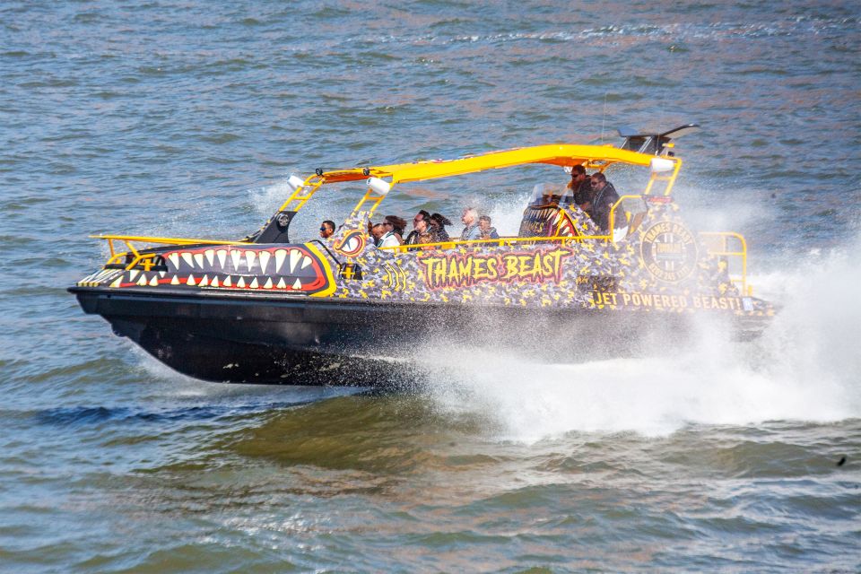 London: 40-Minute Thames Beast Jetboat Tour - The staff vibe: tight coordination, friendly energy, and a quick briefing