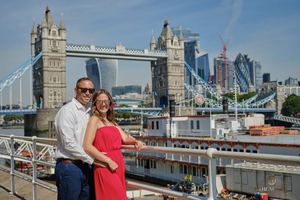 London 60min PRIVATE Personal Vacation & Travel Photographer - Why this beats a DIY photo day near Tower Bridge