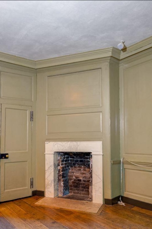 London: Architecture Tour of Benjamin Franklin House - Finding the door at 36 Craven Street and settling in for an hour