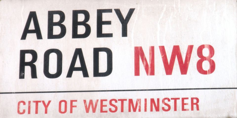 London: Beatles Magical Tour by Black Cab - The Music Scene Web: Stones, Hendrix, and Clapton Stories