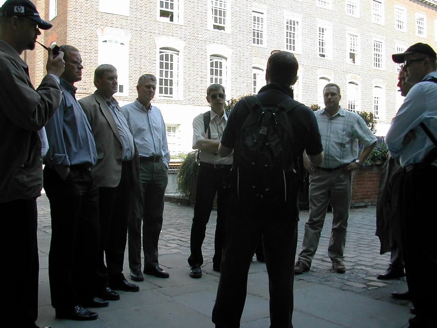 London: Beyond Jack the Ripper Serial Killers Walking Tour - Declan’s on-the-street style: cinematic storytelling and participation