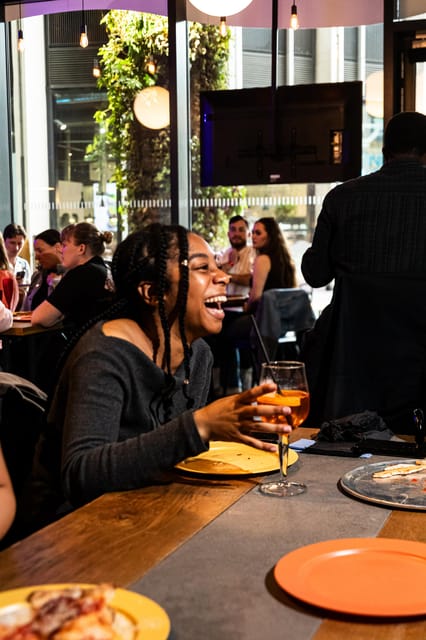 London: Bottomless Brunch Comedy - The Ding Dong Gong Show - Why This Southbank Brunch-Then-Show Combo Works