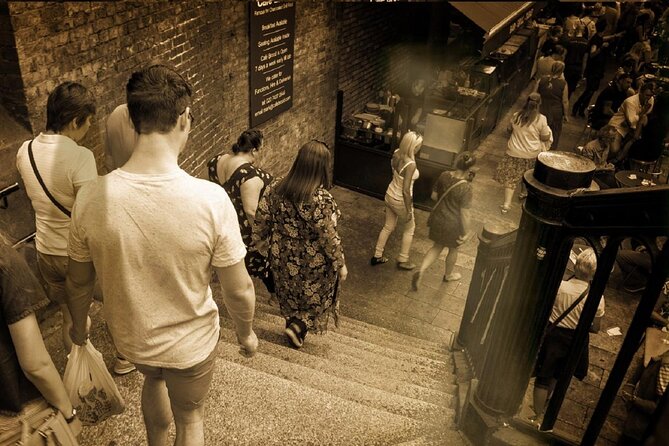 London Bridge Ghost Walking Tour - Golden Hinde to The Clink: bodies, myths, and a city that traded pain