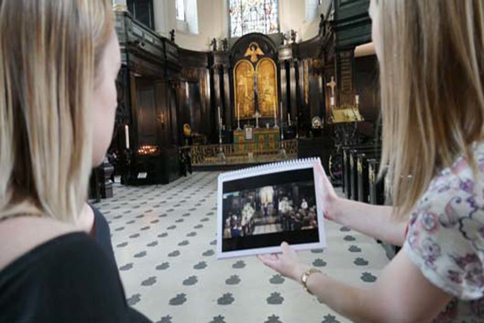 London: Bridget Jones 2–Hour Walking Tour - Daniel Cleaver’s Memorial Service Church: When the Location Hits Different