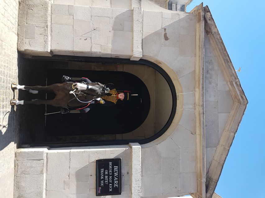 London: British Royalty Walking Tour - Meet at The Ritz, Then Step Straight Into Royal London