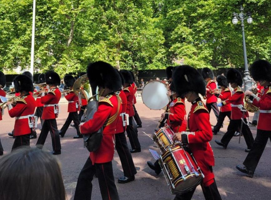 London: Buckingham, Big Ben & Westminster Abbey Tour - Changing of the Guard: Buckingham Palace When It Happens, Horse Guards When It Doesn’t