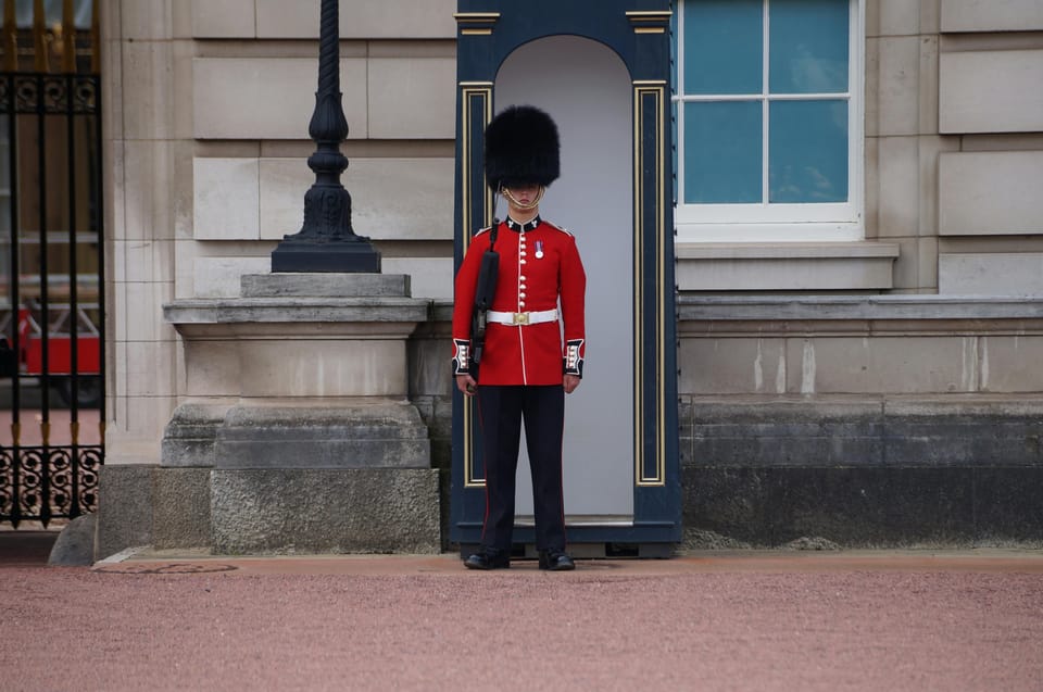 London: Buckingham Palace and Changing of the Guards Tour - What’s included (and what you still need to plan)